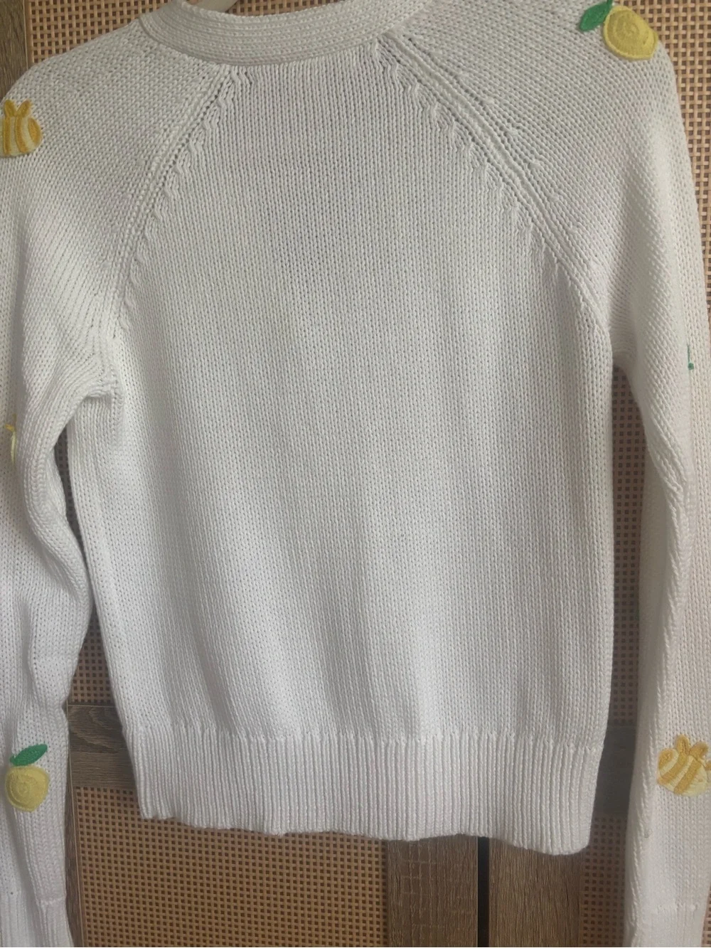 Lilly Pulitzer white v‑neck